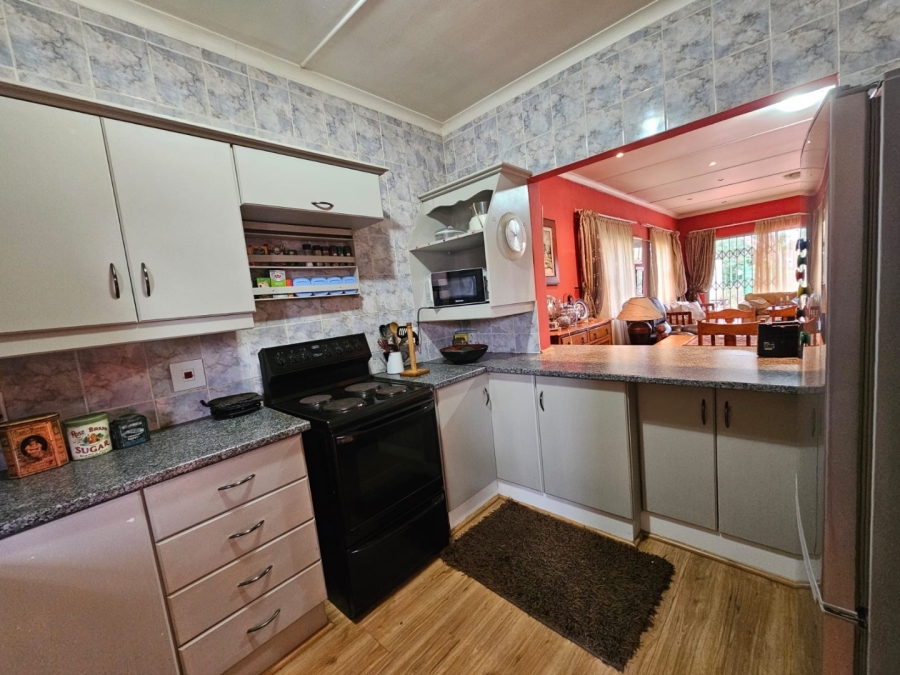 2 Bedroom Property for Sale in Hartenbos Central Western Cape